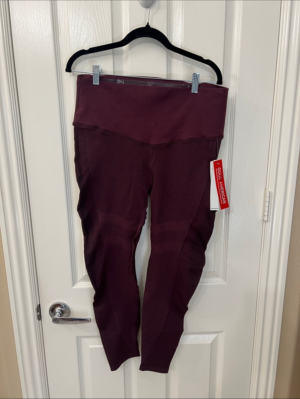 Good American Burgundy Leggings